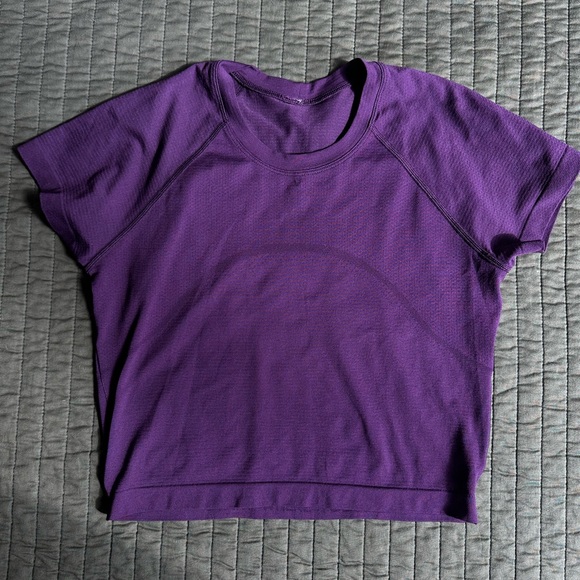 lululemon athletica Tops - Lululemon — Cropped Swiftly